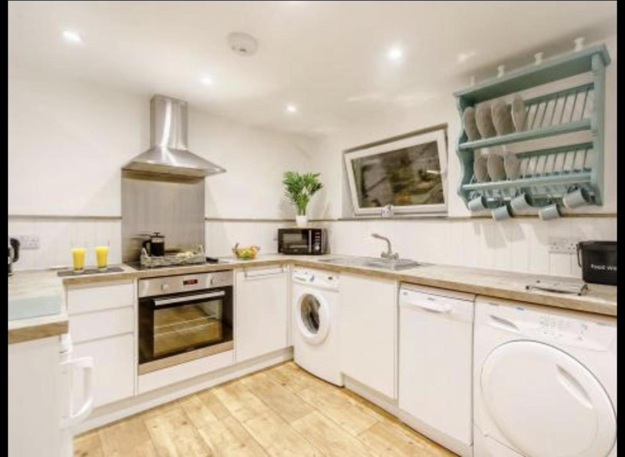 Charming 2-Bed Cottage In Wadebridge Cornwall المظهر الخارجي الصورة