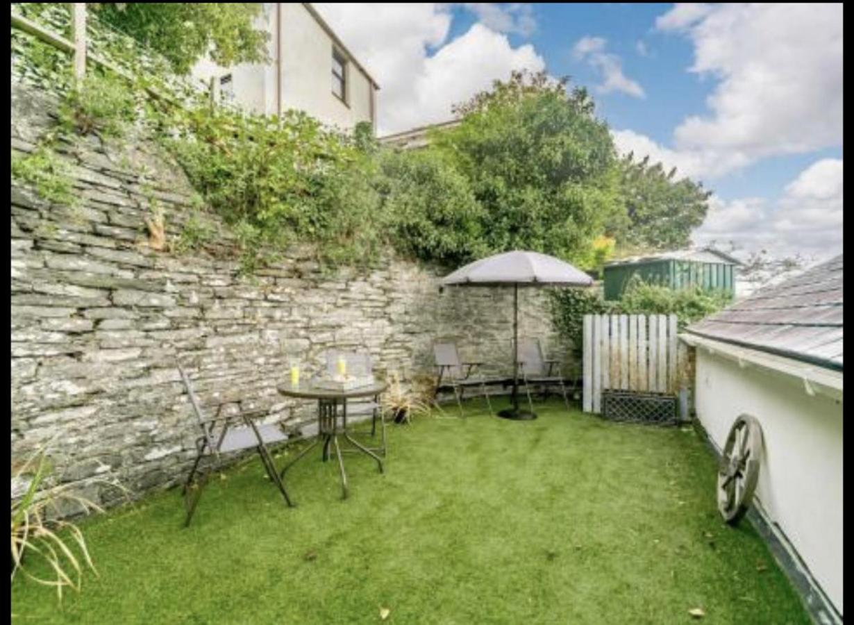Charming 2-Bed Cottage In Wadebridge Cornwall المظهر الخارجي الصورة